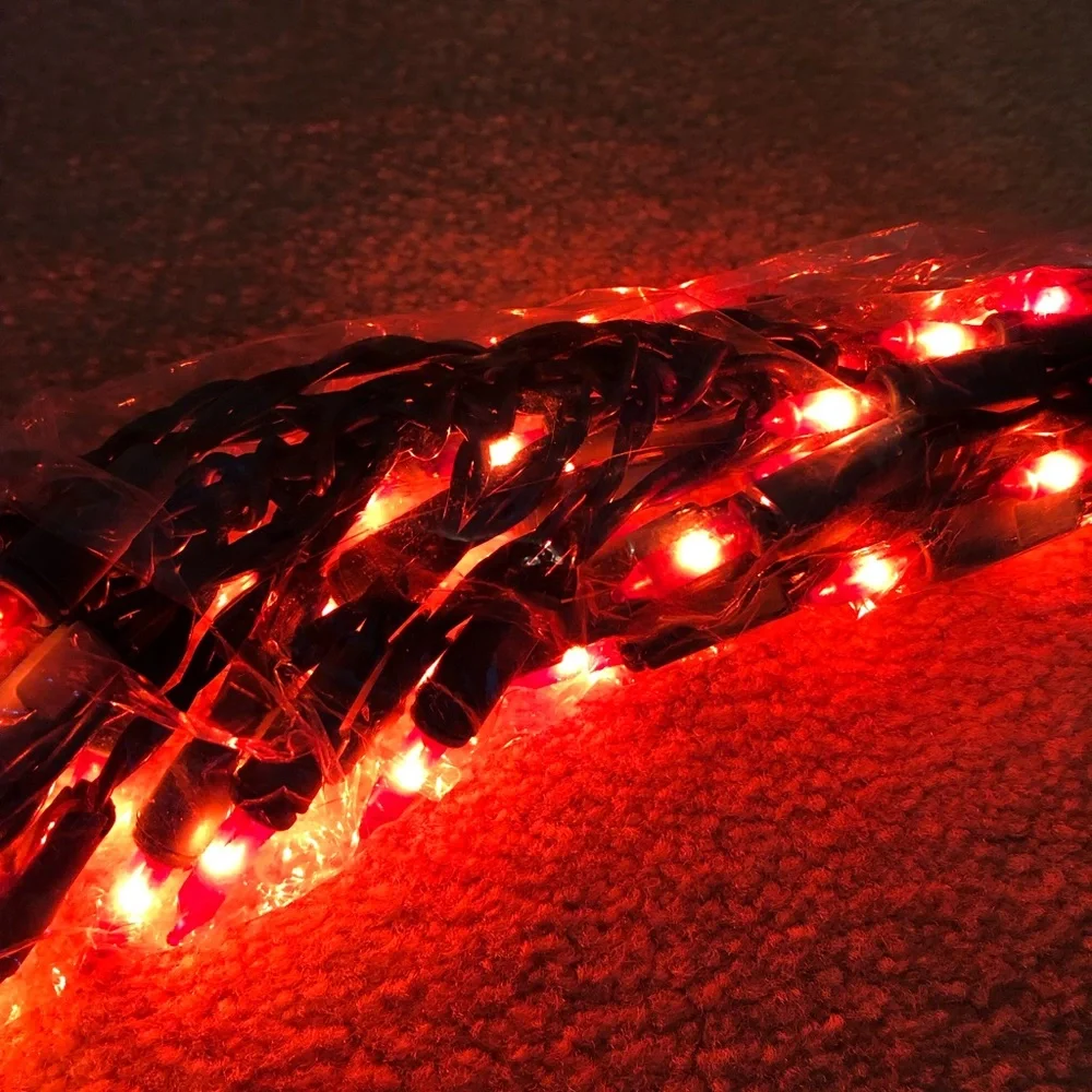Red indoor,outdoor string vertical swag lights 25 inches long lot of 3